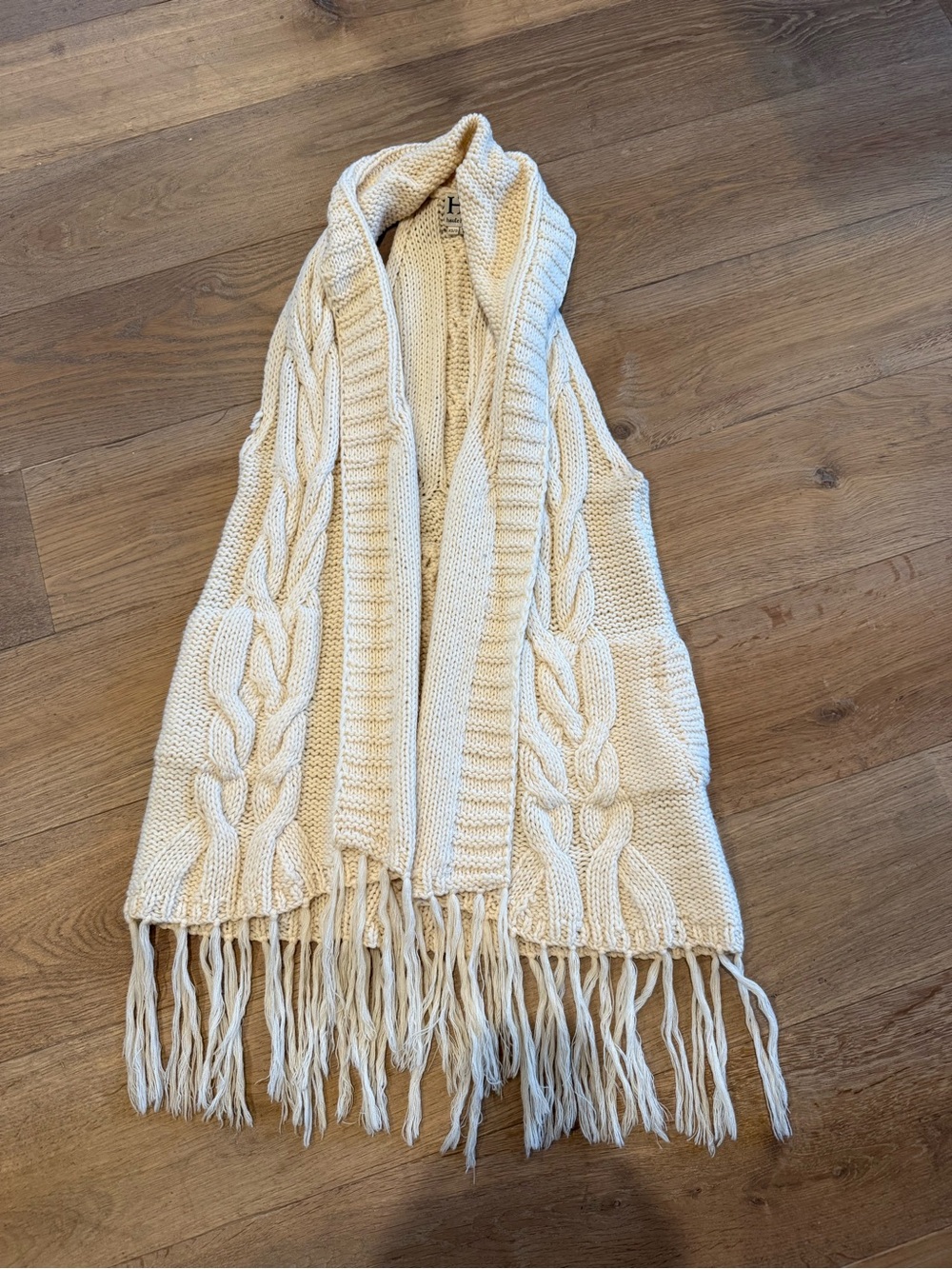 Haute Hippie Cream Cable-Knit Fringe Sleeveless Cardigan